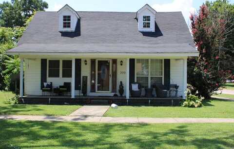 300 E 5th Street, Caruthersville, MO 63830