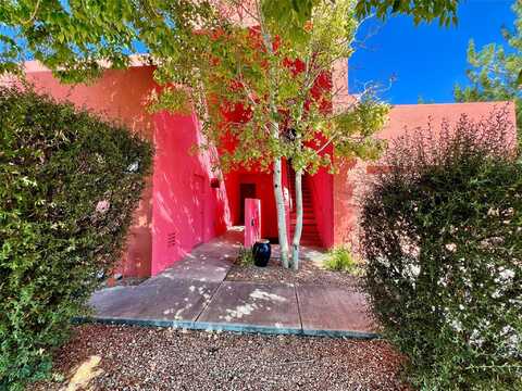 1390 Avenida Rincon, Santa Fe, NM 87506