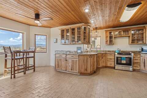 91 Private Dr 1613B, Medanales, NM 87548
