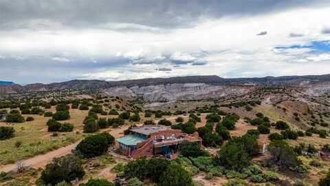 66 County Road 159, Abiquiu, NM 87510