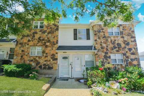 546 Buchanan Avenue, Staten Island, NY 10314
