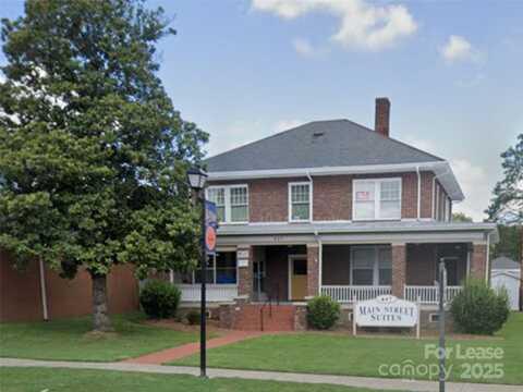 417 E Main Street unit: 202, Lincolnton, NC 28092