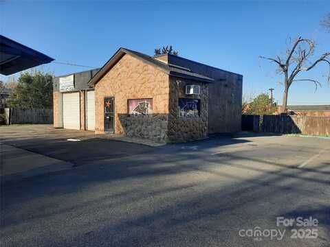 2317 Statesville Avenue, Charlotte, NC 28206