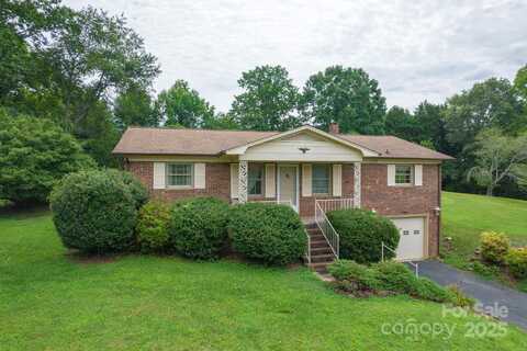 554 Wildlife Access Road, Hickory, NC 28601