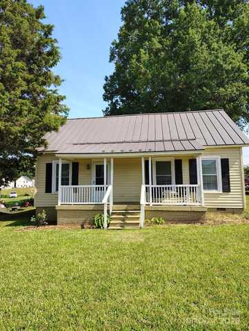 8504 Moores Chapel Road, Charlotte, NC 28214