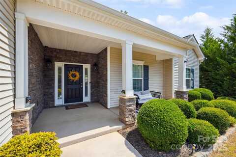 2202 Gatwick Circle, Belmont, NC 28012