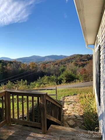 161 Blue Rock Road, Burnsville, NC 28714