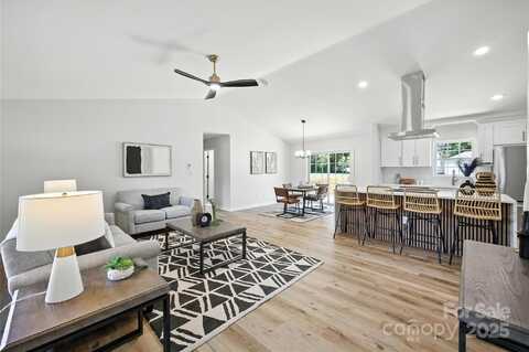 814 Mark Street, Belmont, NC 28012