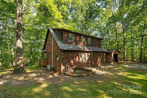 916 Coopers Gap Road, Mill Spring, NC 28756