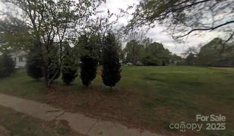 646 W Sharpe Street, Statesville, NC 28677