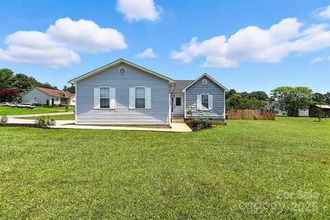 2244 Clearwater Lane, Newton, NC 28658