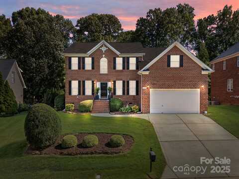 9329 Uxbridge Lane, Huntersville, NC 28078