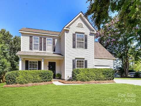 12545 Panthersville Drive, Charlotte, NC 28269