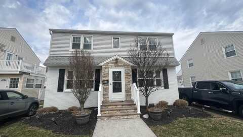 105 N Harding Ave, Margate City, NJ 08402