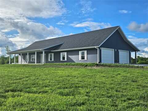7936 217 Avenue, Martelle, IA 52305