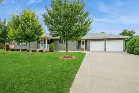 111 A Avenue, Newhall, IA 52315