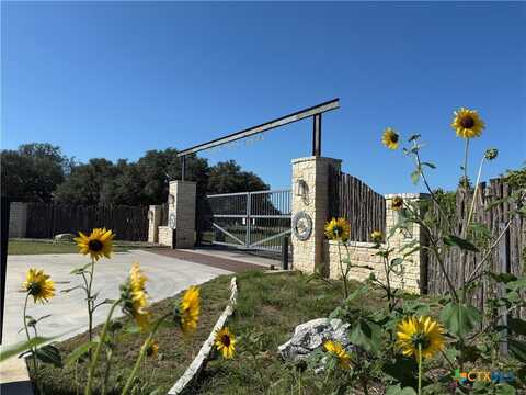 58 Longview Drive, Lampasas, TX 76550