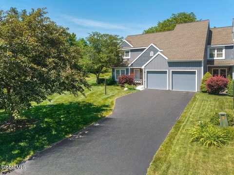 22 Wedgewood Lane, Guilderland, NY 12186