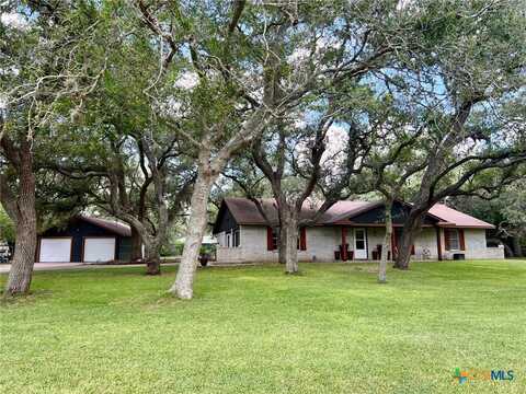 188 Cavalry Road, Victoria, TX 77905