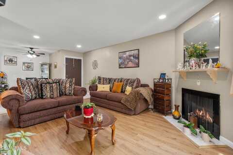 1256 Patricia Avenue, Simi Valley, CA 93065