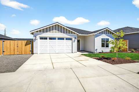 3719 Carlin Drive, Medford, OR 97504