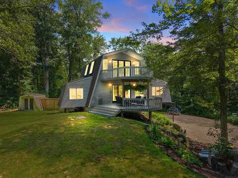 515 Boston Post Road, Waterford, CT 06385
