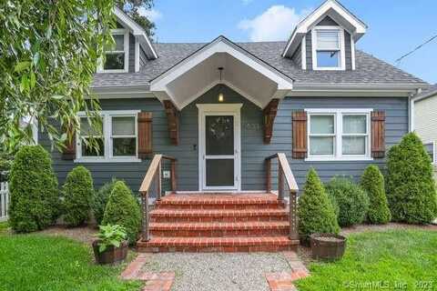 431 Knapps Highway, Fairfield, CT 06825