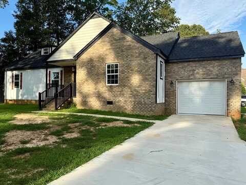 1009 Waddell Lane, South Boston, VA 24592