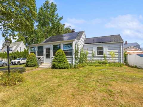 41 Rowe Street, East Haven, CT 06512