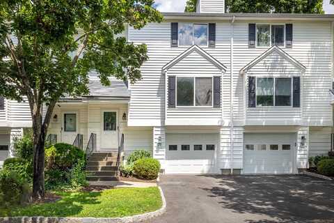 10 South Street, Danbury, CT 06810