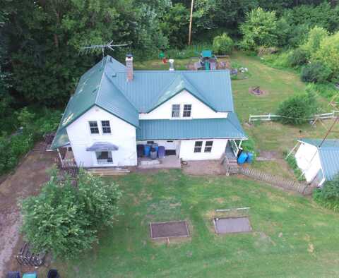 9506 COUNTY ROAD D, Almond, WI 54909
