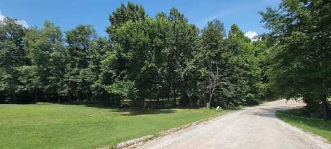 00 State Road 550, Loogootee, IN 47553
