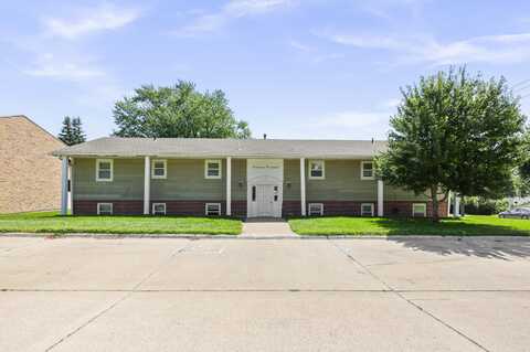 1300 HIGHLAND Avenue, RED OAK, IA 51566