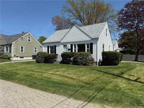26 Yale Avenue, East Providence, RI 02915