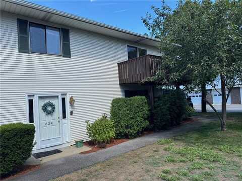 624 Pocasset Court, Warwick, RI 02886
