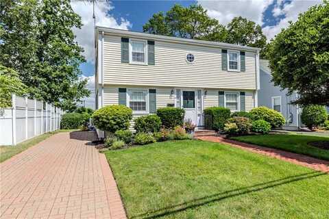 19 Longue Vue Avenue, North Providence, RI 02904