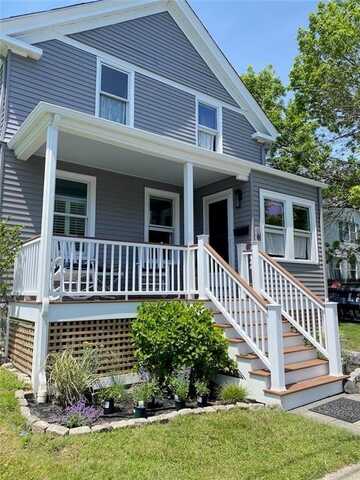 65 Houston Avenue, Newport, RI 02840
