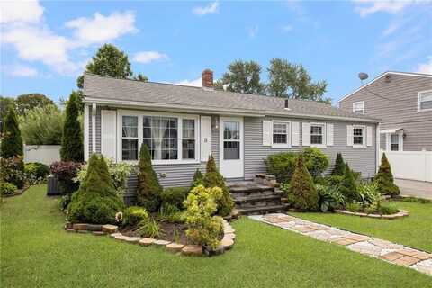 11 Nickerson Street, Cranston, RI 02910