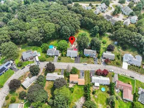 209 Bayberry Road, Woonsocket, RI 02895