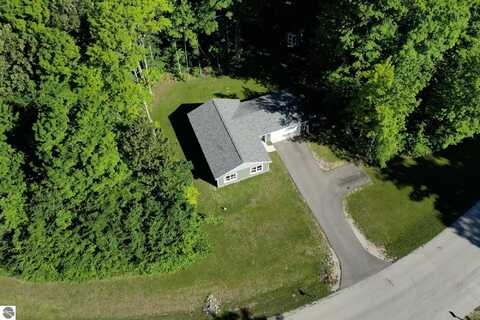 2180 Remington Drive, Kingsley, MI 49649
