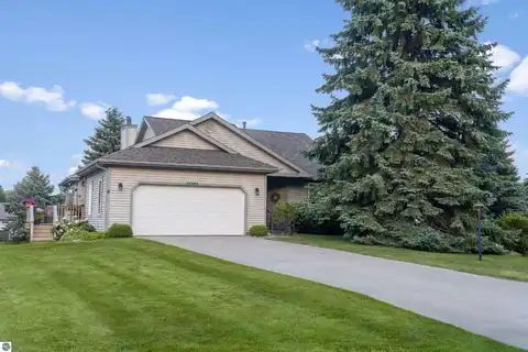 12034 Elk Run Drive, Traverse City, MI 49684