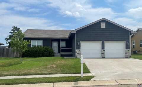 4304 SE Whiteoak LN, Topeka, KS 66609