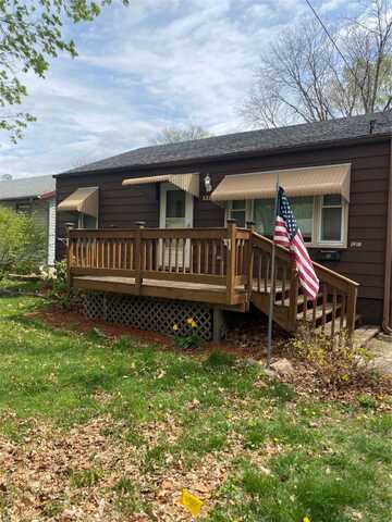 1317 E 28th Street, Des Moines, IA 50317