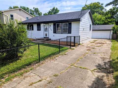 4223 SE 4th Court, Des Moines, IA 50315