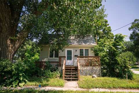 825 SE 8th Street, Des Moines, IA 50309