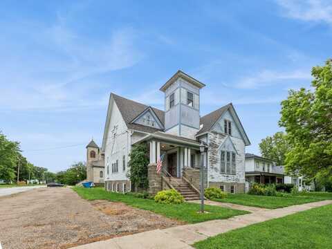 323 N Division Street, Stuart, IA 50250