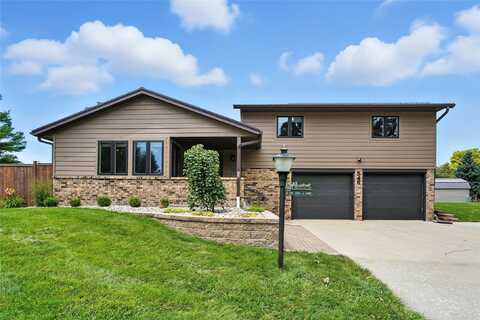 546 Westwood Drive, Nevada, IA 50201