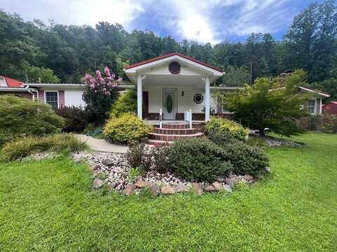 308 Dorton Street, Jenkins, KY 41537