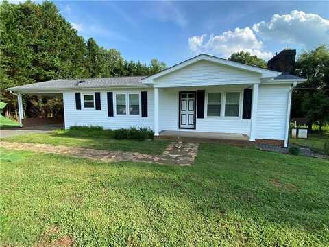 2657 Ararat Road, Ararat, NC 27007