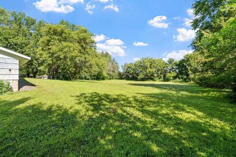 9030x W Staring Lane, Eden Prairie, MN 55347